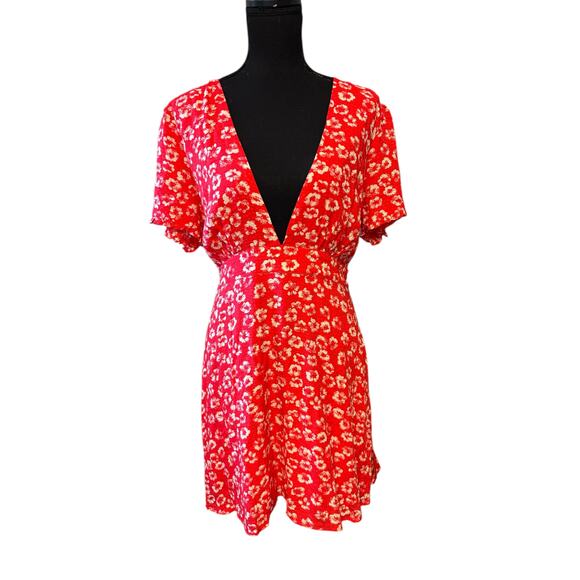 Lulus NWT Garden Explorer Red Floral Mini Dress Red Size XL Rayon Boho Feminine - Picture 1 of 7